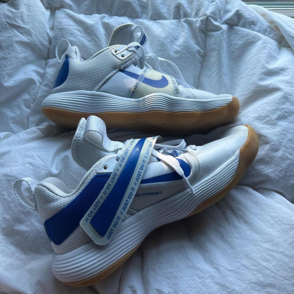 NIKE REACT HYPERSET blue size 6 womens barely worn